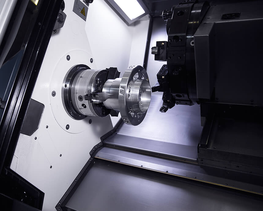 CNC-Drehmaschine bei ZELTWANGER CNC Manufacturing