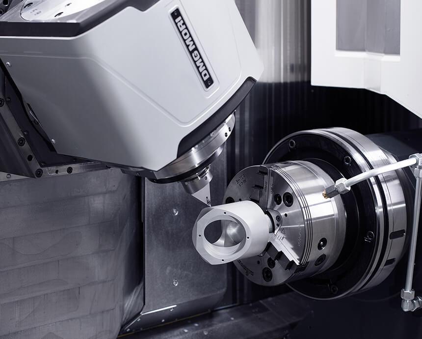 Machine for turning/milling at ZELTWANGER Maschinenbau