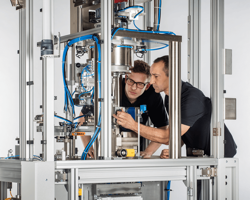 Montage bei ZELTWANGER CNC Manufacturing