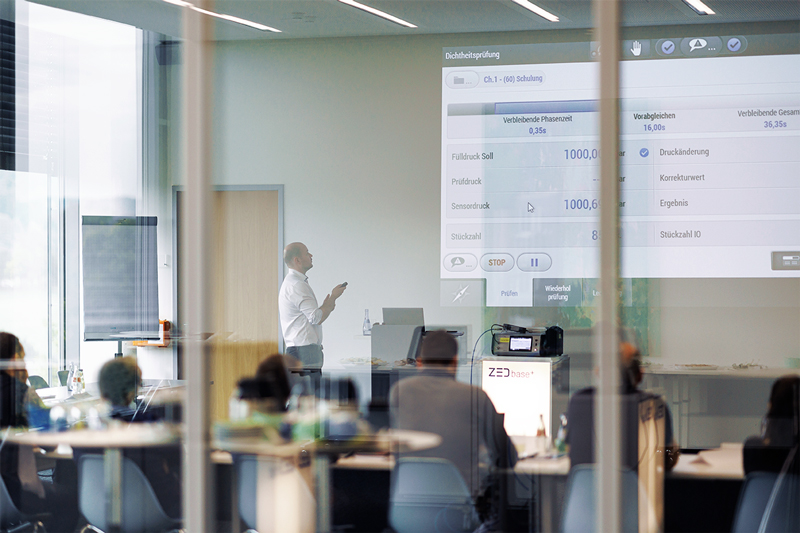 Training room - a service from ZELTWANGER Leak Testing